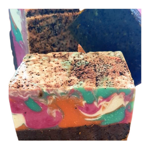 La Marilyn Soap Bar - 5 SOAPS IN 1 -  AYURVEDIC BLACK SOAP, TOMATO SOAP, CARROT SOAP, ALOE & CUCUMBER, COCOA BUTTER