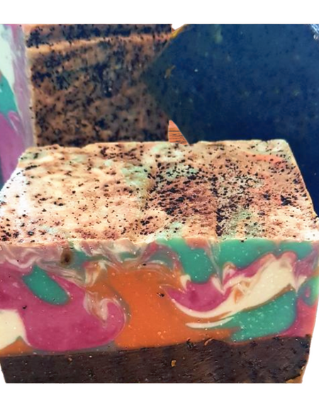 La Marilyn Soap Bar - 5 SOAPS IN 1 -  AYURVEDIC BLACK SOAP, TOMATO SOAP, CARROT SOAP, ALOE & CUCUMBER, COCOA BUTTER